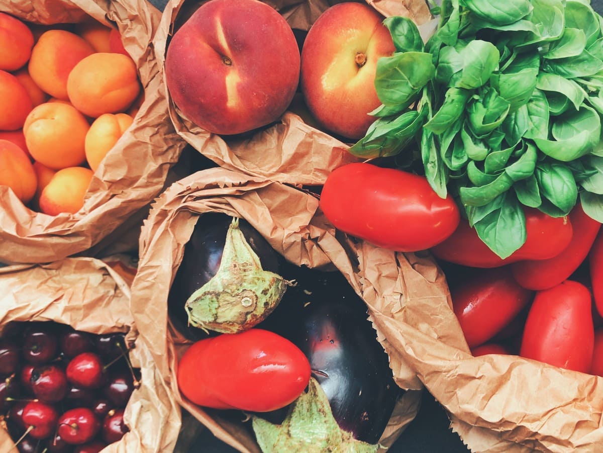 produits frais et locaux panier de fruits et légumes