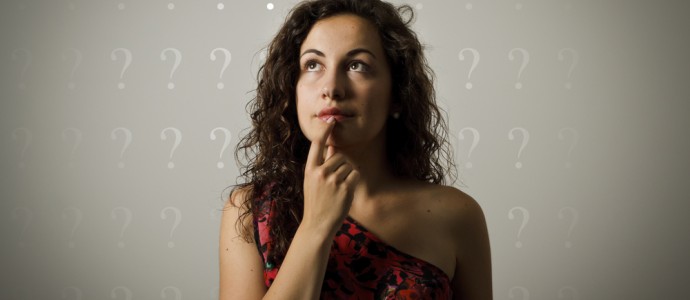 Femme indécise